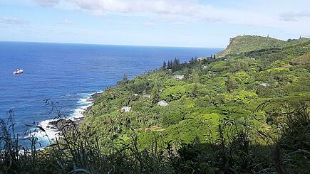 The Silver Supporter is anchored off Pitcairn